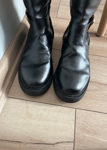 Siyah Deri Tokalı Dizüstü Bot - Görsel 6