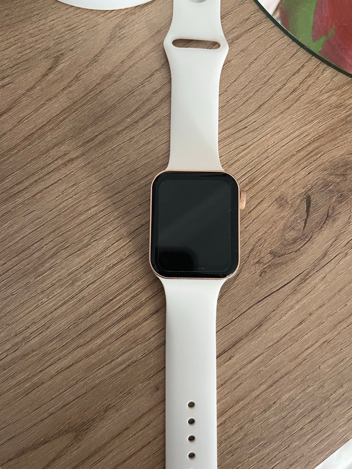 Beyaz Akıllı Saat - Görsel 4