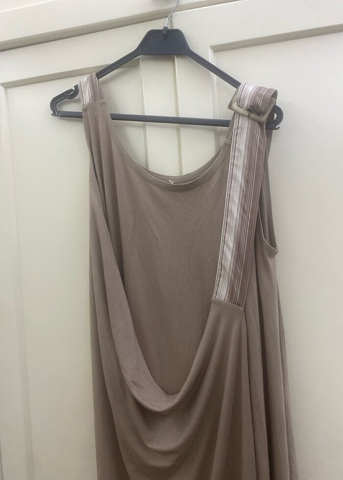 Penye şık detaylı vesalaş bir elbise 42-46 arası - Görsel 2