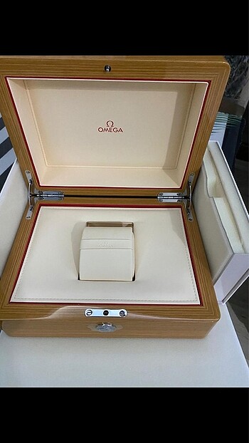 Orjinal omega kutu