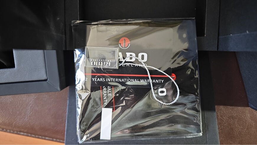 Rado saat kutusu ful set