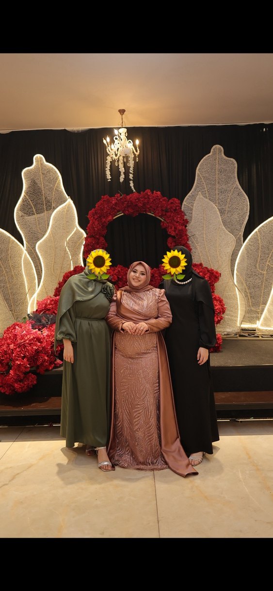 Uzun Kol, Yüksek Yakalı Camel Kadın Abiye - Görsel 4