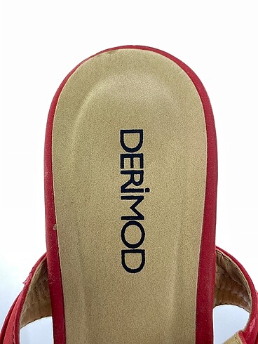 39 Beden kırmızı Renk Derimod Stiletto %70 İndirimli.