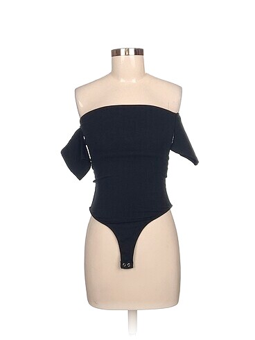 Stradivarius Bluz %70 İndirimli.