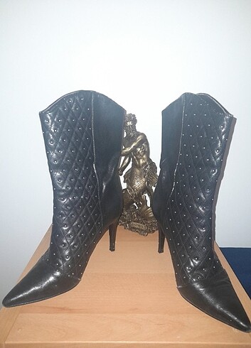 Ninewest 38 numara Kadın Bot