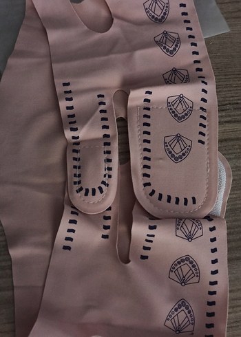 Kadınlar için Yüz Şekillendirici Maske - Görsel 6