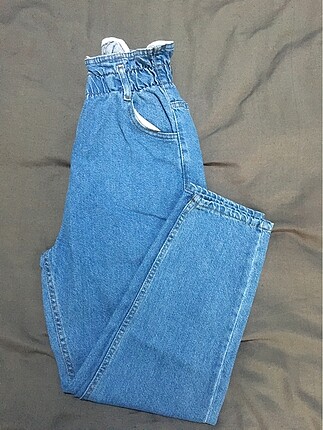 Beli lastikli mom jean