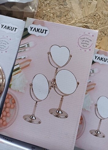 Ayna masa üstü 