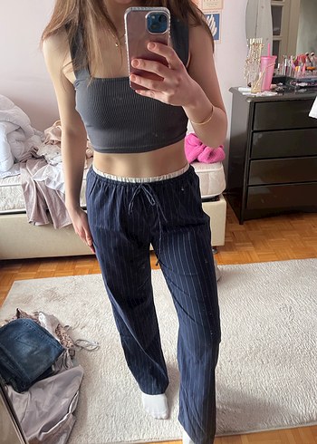 bel detaylı lacivert çizgili pantolon - Görsel 2