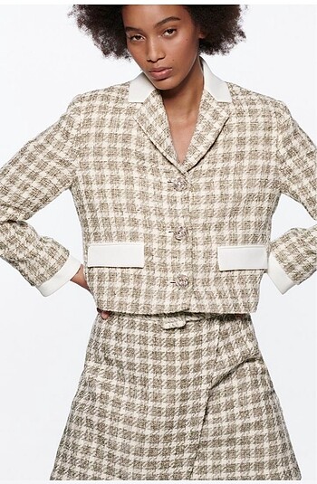 Zara Kareli crop blazer