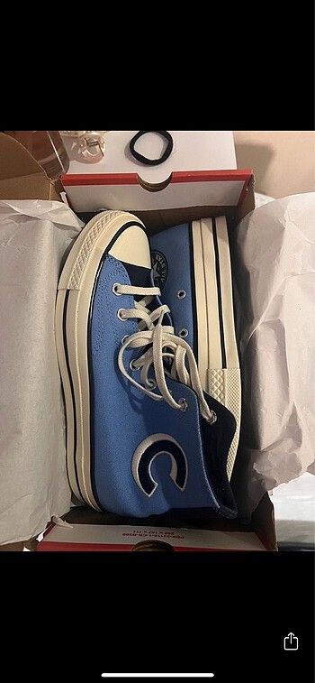 38 Beden mavi Renk Converse Chuck 70