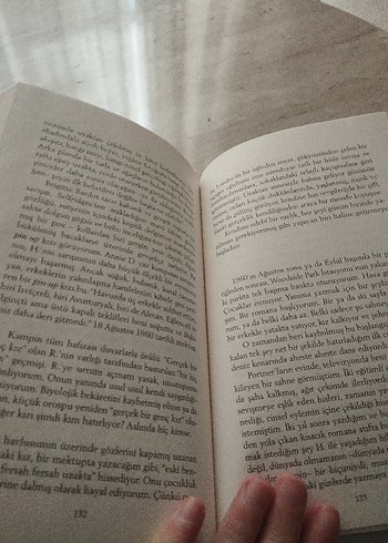 Annie Ernaux - Kızın Hikayesi Romanı - Görsel 4