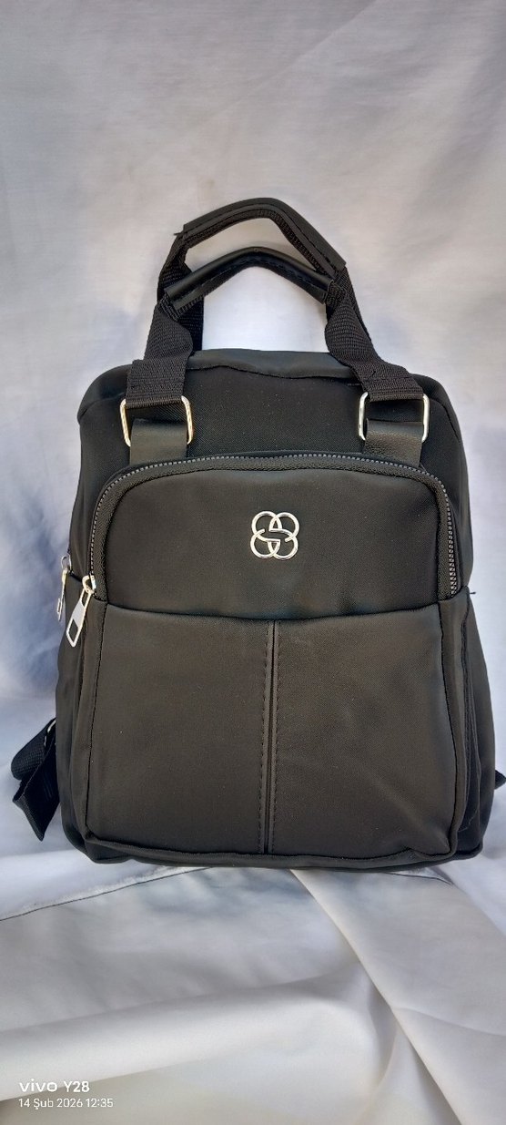 Kadın Siyah Fermuarlı Sırt Çantası - Görsel 3