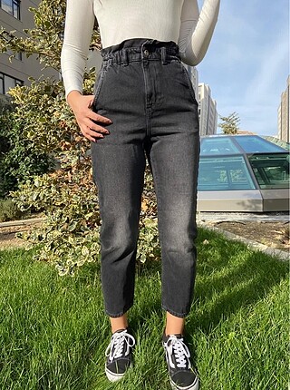 Zara marka beli lastikli mom jean pantolon