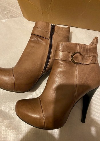 Gön deri kahverengi sivri topuklu bot 39 - Görsel 6