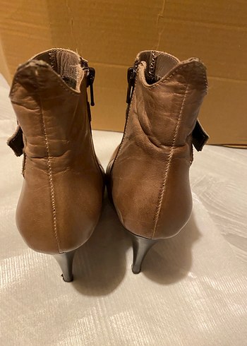 Gön deri kahverengi sivri topuklu bot 39 - Görsel 10