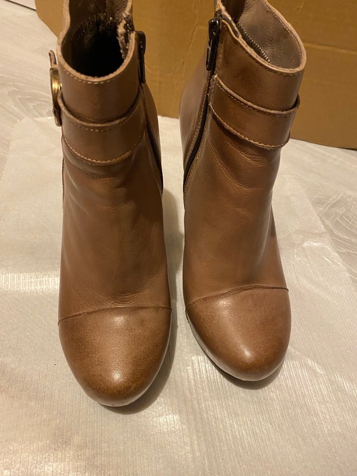 Gön deri kahverengi sivri topuklu bot 39 - Görsel 2