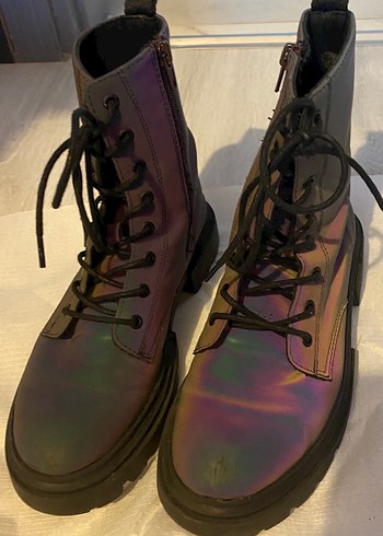 Zara hologramlı kuz çocuk bot 37 - Görsel 2