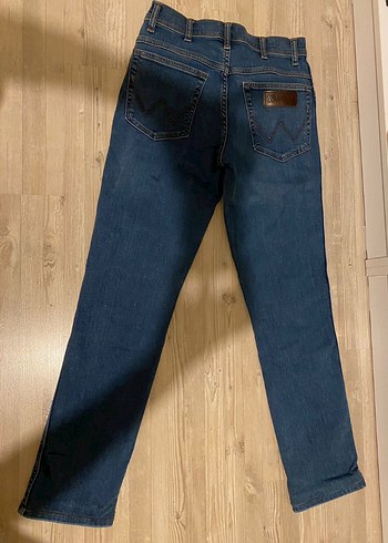 Jack jones m sweatshirt ve wrangler jean 29 - Görsel 2