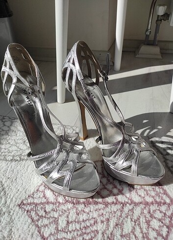 Nine West topuklu ayakkabı 