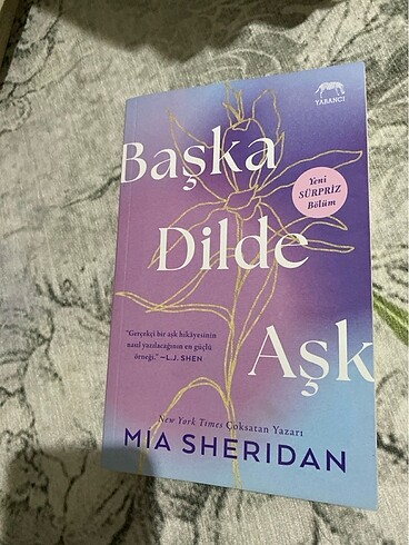 Başka dilde aşk ciltsiz