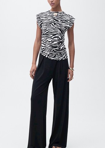 Zebra Desenli Kolsuz Bluz - Görsel 3