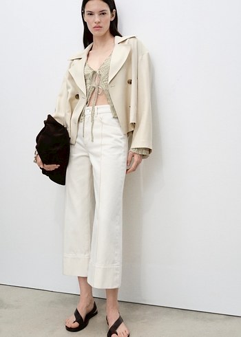 Bej V Yakalı İnce pamuk dokulu - Görsel 2