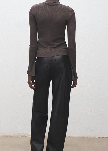 Balıkçı Yaka Çan Kollu Kazak - Görsel 4