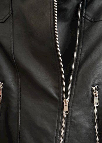 Siyah Deri Kız cocuk - Görsel 2