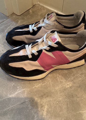 New Balance 35