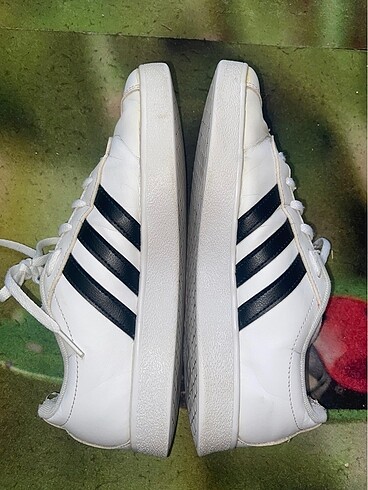 36,5 Beden Adidas ayakkabı