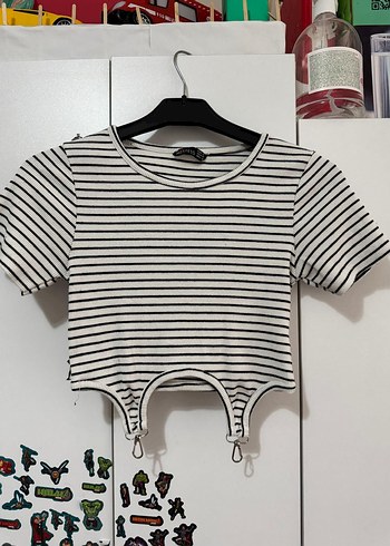 Çizgili Kemerli Crop Top