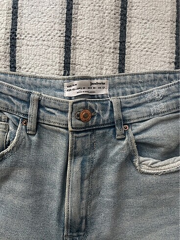 Stradivarius - Görsel 4