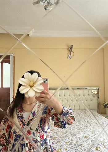 Dantel Detaylı bluz - Görsel 2