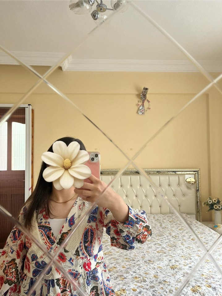 Dantel Detaylı bluz - Görsel 2