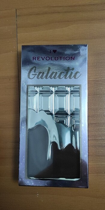 Revolution galactic far paleti 