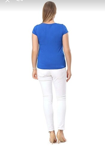 Trendyol & Milla Bisiklet Yaka Ay Kol Basic Saks Bluz