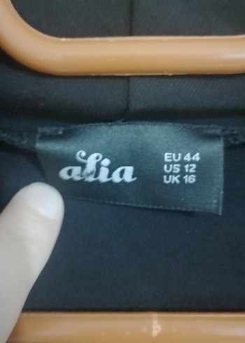 44 Beden Alia Marka Siyah Uzun Kadın Yelek