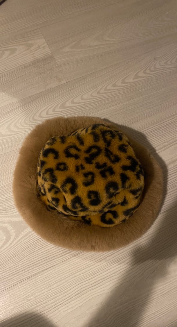 Kahverengi Leopar Desenli Kadın Kürklü Şapka - Görsel 3