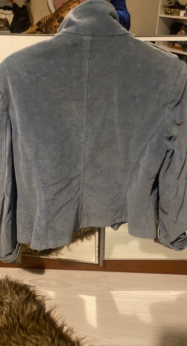 Gri yeşil tonunda kadife ceket - Görsel 5