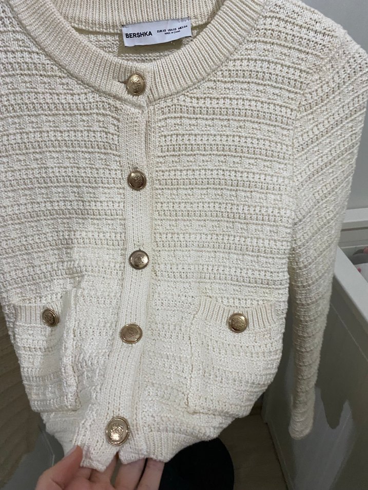 Bershka gold düğmeli hırka - Görsel 4