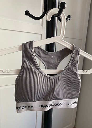 New Balance Gri Spor Sütyeni