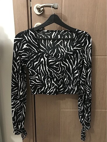 H&M Crop Bluz