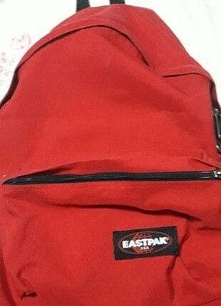 eastpak orijinal kırmızı sırt çantası 