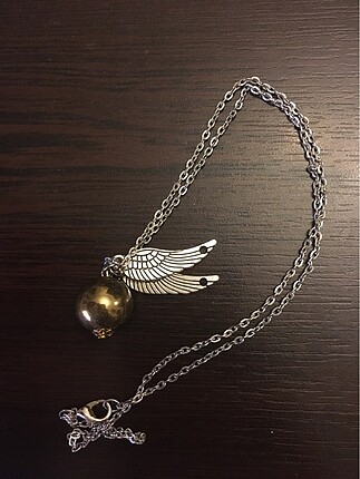 Altın Snitch Kolye