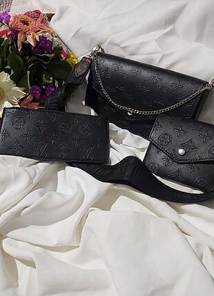 Louis Vuitton cüzdanlı çanta