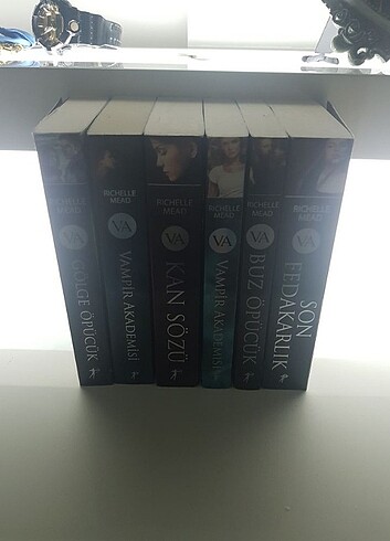 Vampir Akademisi 6 kitap Artemis yayınları 