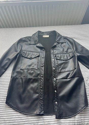 Siyah Kadın Suni Deri Ceket - Görsel 2