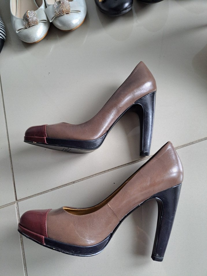 Nine West Klasik Bej Deri Topuklu Kadın Stiletto - Görsel 3