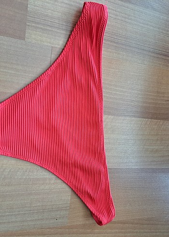s Beden H&M Pilise Detaylı Bikini Altı